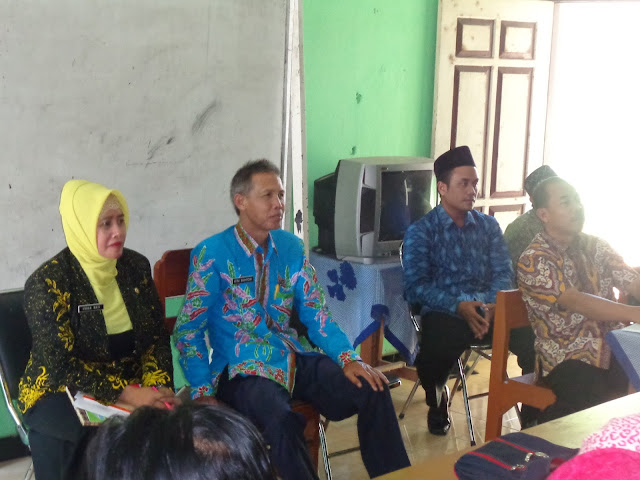 KEGIATAN IDUL QURBAN SDN KEPATIHAN BANYUANGI TGL. 24 SEPTEMBER 2015