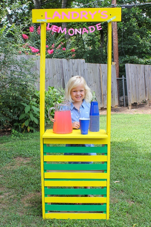 simple-diy-lemonade-stand-1