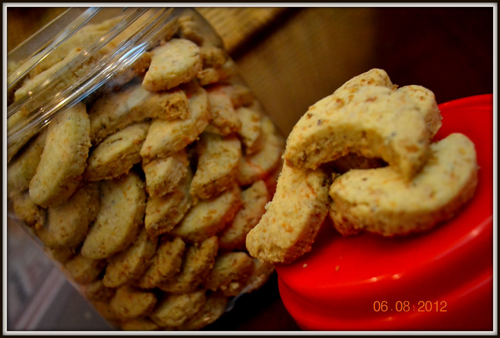 EdaLina's Cake House: Cookies by Eda ~Biskut Bangkit Kelapa
