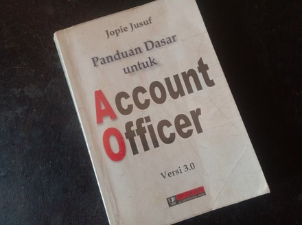 resensi-buku-panduan-dasar-untuk-account-officer