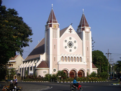akcayatour, Ijen Boulevard, Travel Malang Semarang, Travel Semarang Malang, Wisata Malang