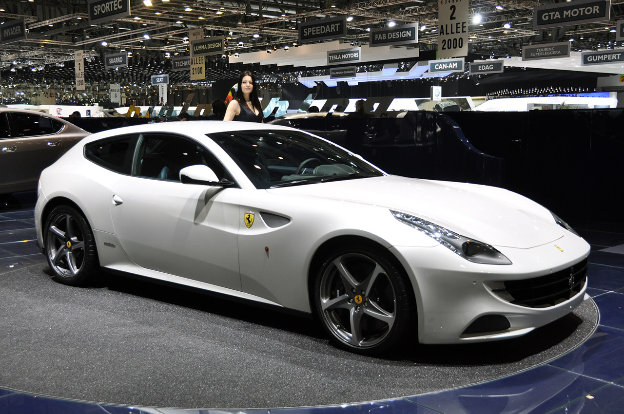 Hot cars: famous Ferrari FF launched in India