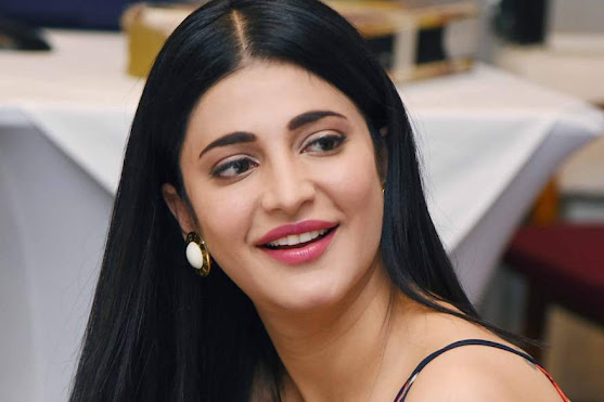 Shruti Haasan Twitter, News, Movies, Biography, News, Age & Photos