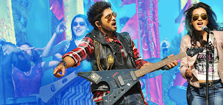 Allu Arjun, Amala Paul, Catherine Tresa Stills 'Iddarammayilatho'