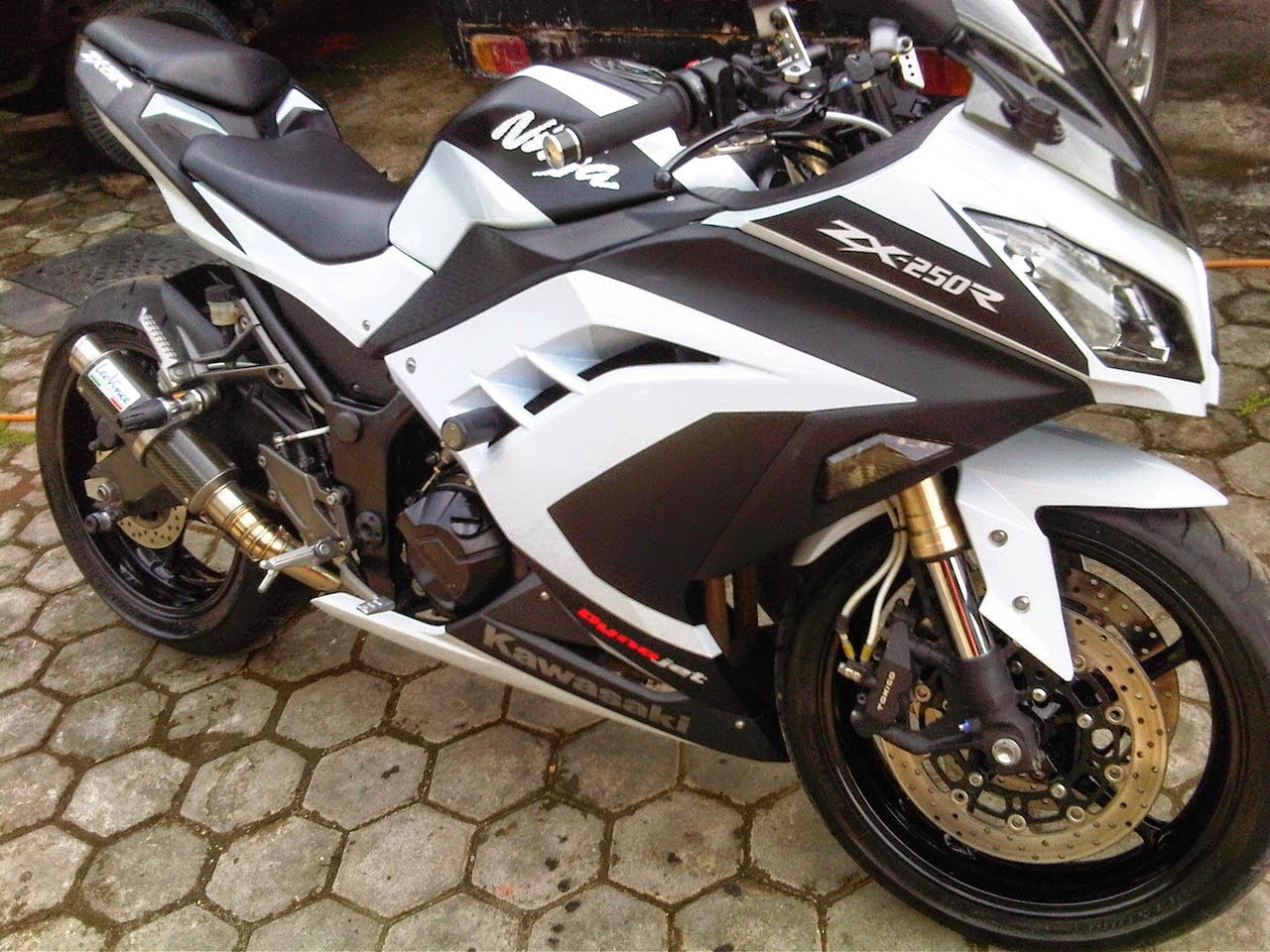 GALERY MOTOR INDONESIA Kawasaki