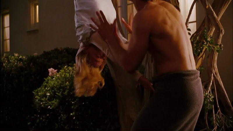 Eric Winter Shirtless in The Ugly Truth