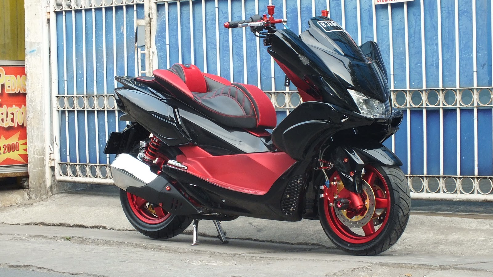 Ngecat MOTOR HONDA PCX ALL NEW MODIFIKASI HIGH CLASS 