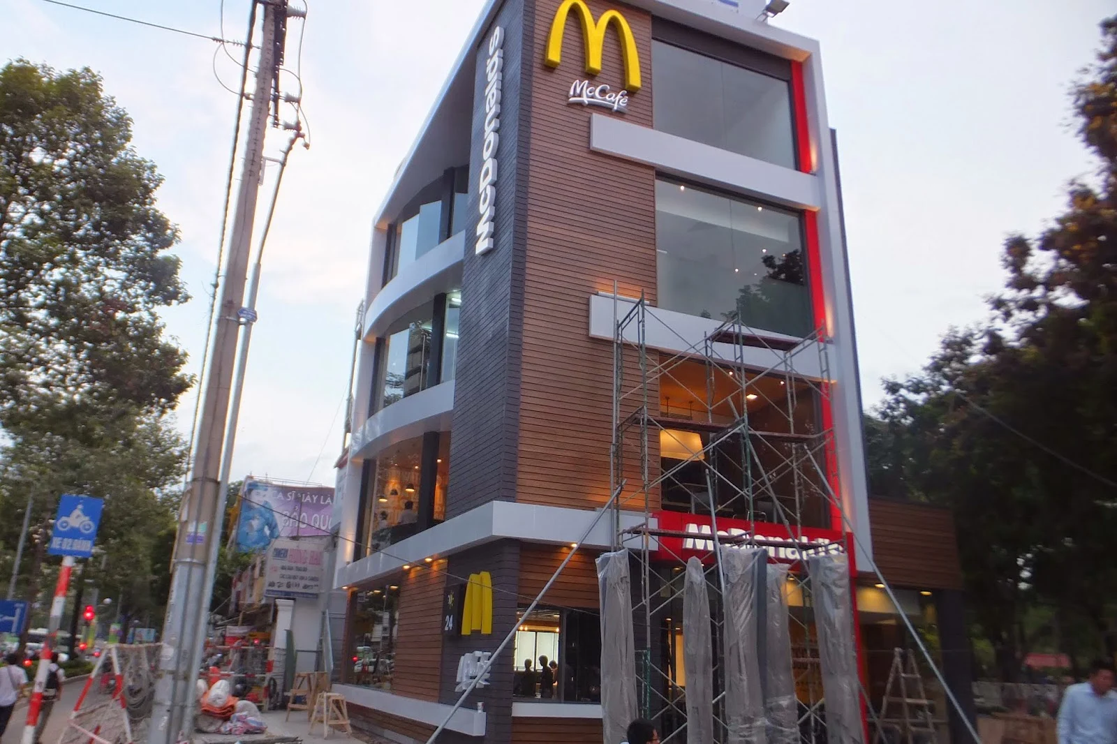 mcdonalds-vietnam-hcmc