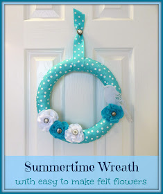 Felt flowers, polka dots, easy summer wreath, diy wreath