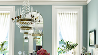 beautiful color for dining room