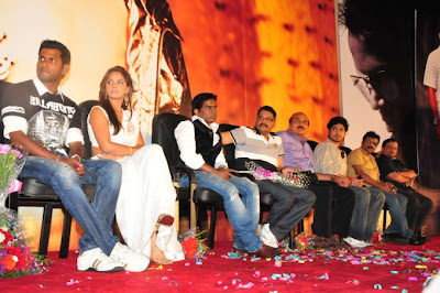 Neetu Chandra at Theeratha Vilayattu Pillai Audio launch