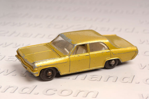 MATCHBOX REGULAR WHEEL NO36C OPEL DIPLOMAT