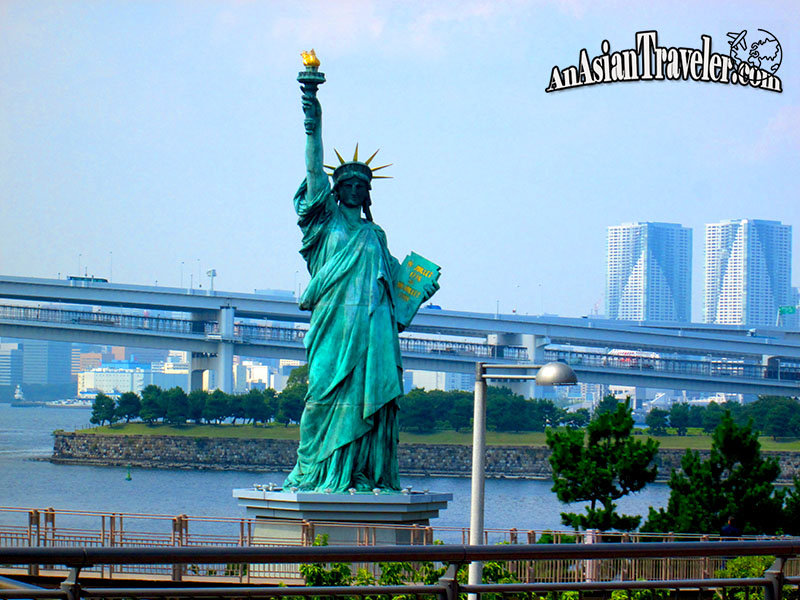 Statue of Liberty at Odaiba