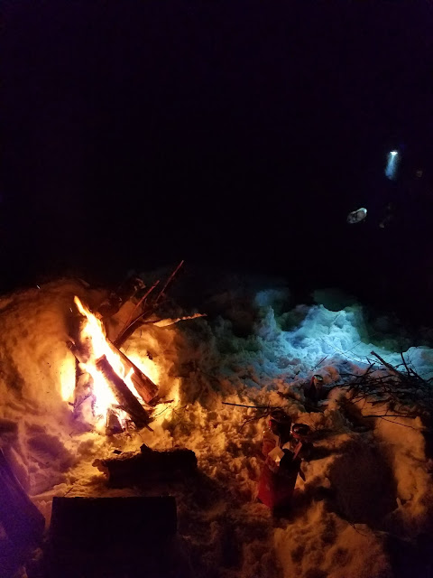 A mid December attempt to bushwhack to a back-country crag known as The Captain, deeply nestled between South Hancock, Mount Carrigain, and Sawyer River.