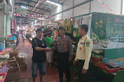 Polsek Sekupang Patroli Dialogis di Pasar Tiban Center Memberikan Rasa Nyaman Kepada Masyarakat