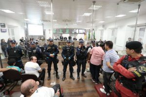 Sobral-CE: projeto que dá direito a prefeito e ex-prefeitos de terem segurança feita pela Guarda Municipal se torna lei