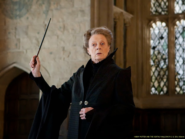 Top 5 Reasons I Want to be Maggie Smith When I Grow Up