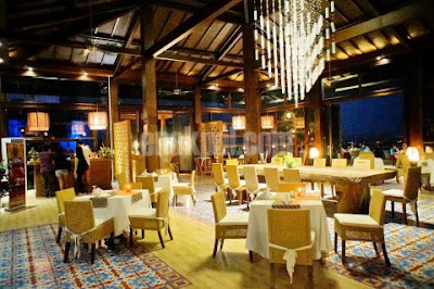 jogja, tempat makan jogja, tempat makan romantis di jogja, abhayagiri restaurant, yogyakarta, tempat makan romantis, tempat makan dengan pemandangan indah, restoran jogja, restoran romantis, 