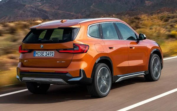 Novo BMW X1 2023