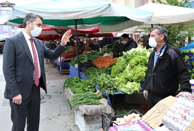 BELEDİYE BAŞKANI EYÜP EROĞLU, ÇARŞAMBA PAZARINDA ALINAN ÖNLEMLERİ TAKİP ETTİ