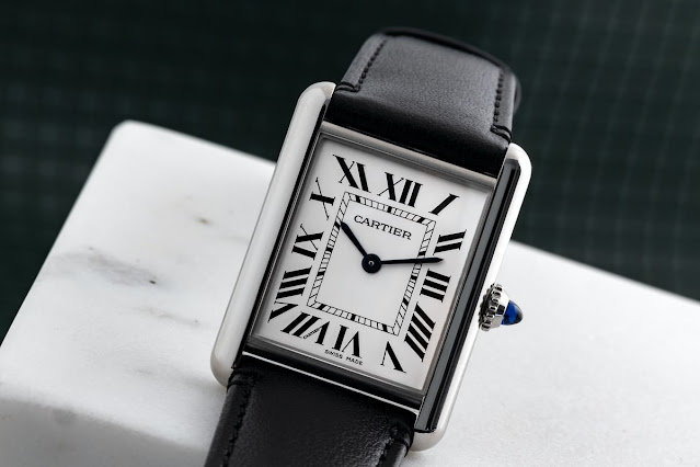 Watches & Wonders 2021 - Réplique de montre en acier Cartier Tank Must 'SolarBeat'