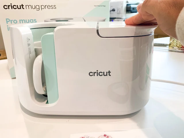 cricut, cricut mug press, mug press reviews, sublimation, mug press, infusible ink