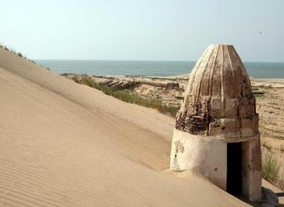 Amazing Buildings Swallowed by the Desert