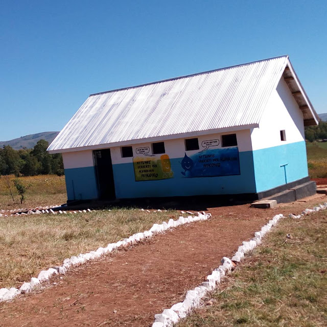 TAKUKURU MAKETE WAAGIZWA KUCHUNGUZA MIRADI HII SHULE YA SEKONDARI MATAMBA NA SHULE YA MSINGI MANGA