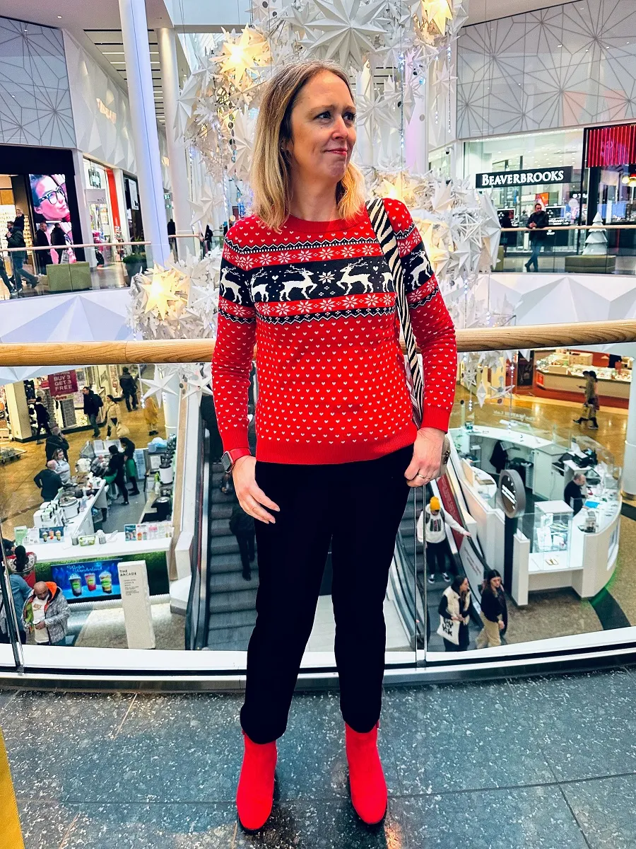 Styling A Christmas Jumper With Velvet Trousers