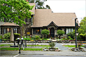 Uno de los Alojamientos Turísticos de la Calle Principal de Bar Harbor