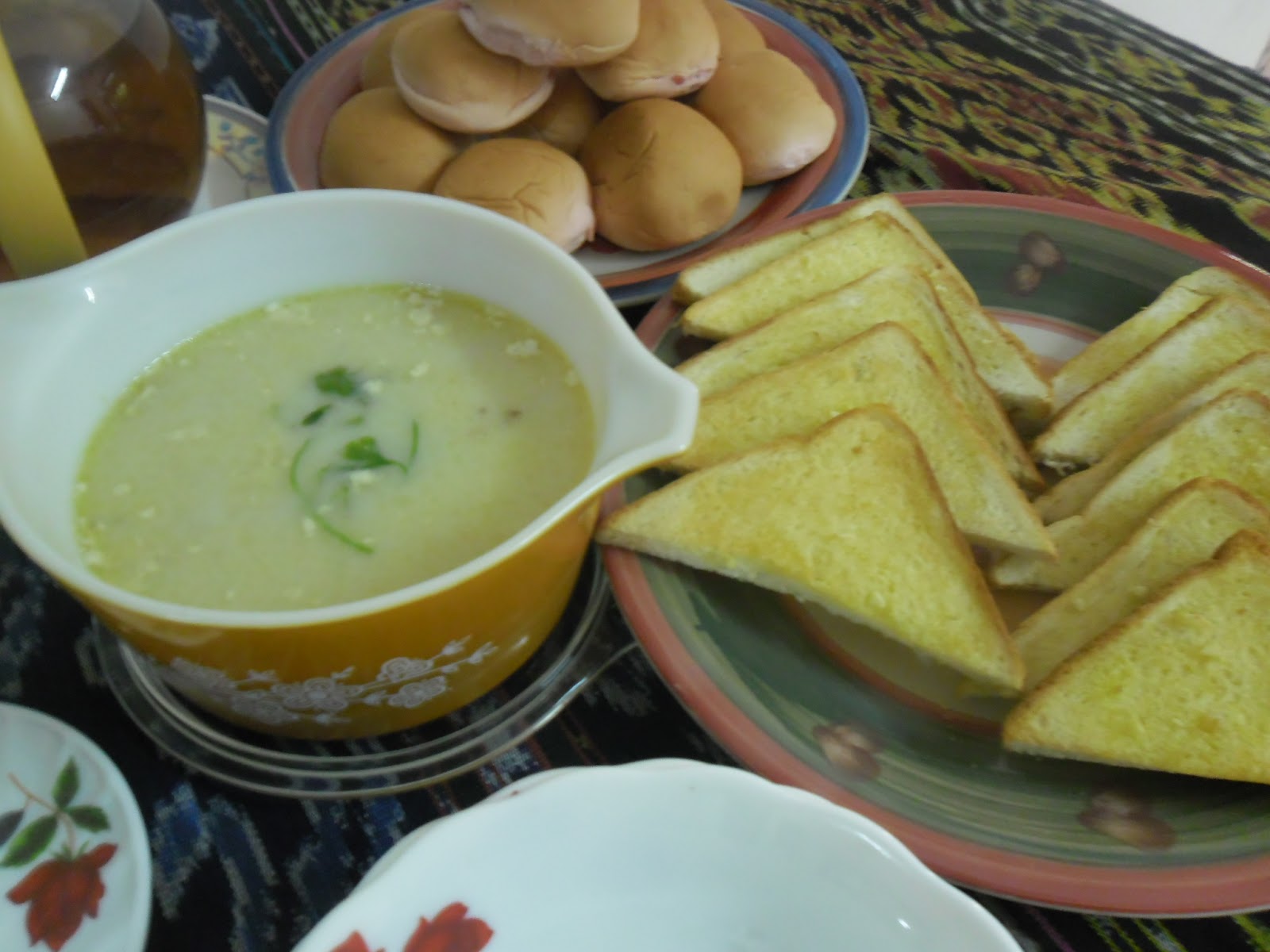 Zalekha Luvs Cooking: Homemade Mushroom Soup with Garlic 