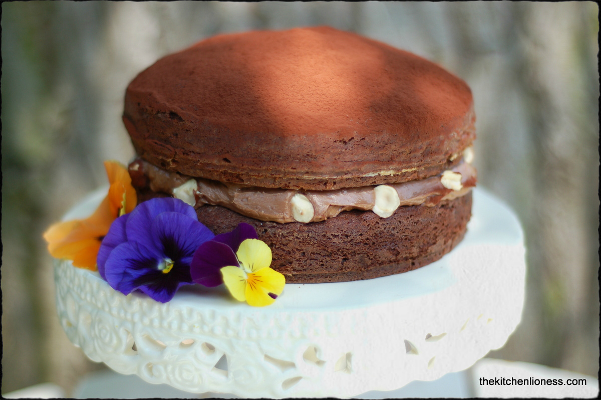 chocolate cake with cream Chocolate Sponge Cake with Hazelnut Cream - Schokoladenbisquit-Kuchen 