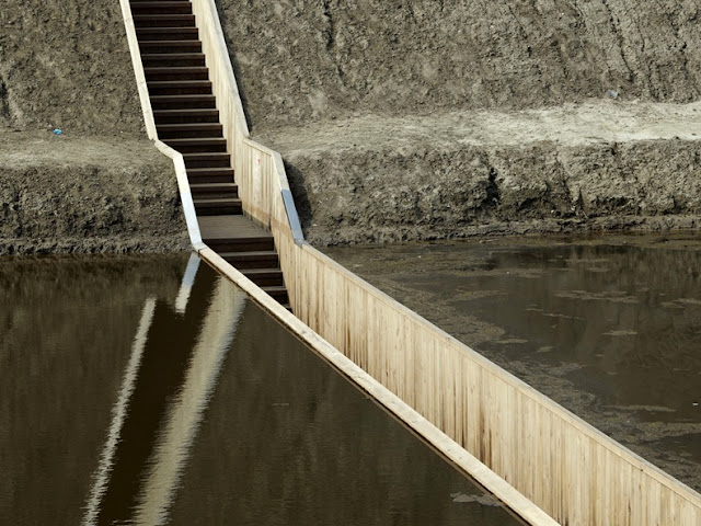 Unik, Ada Jembatan Dalam Air di Belanda!