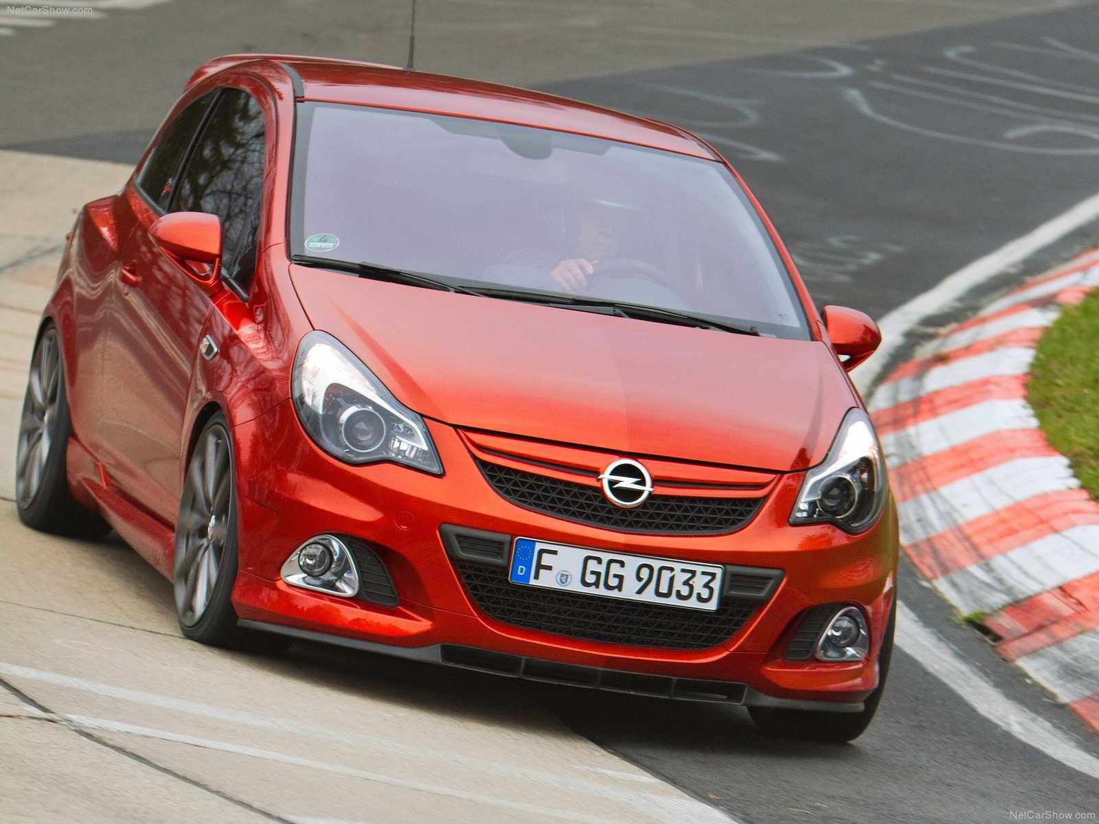 ... ΣΗΜΑΙΑ !: Nürburgring Edition by Opel Corsa OPC