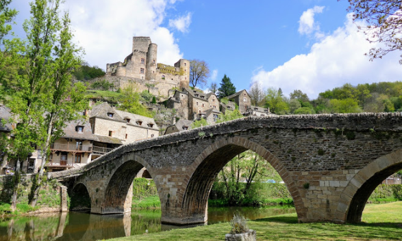 Belcastel France bridge