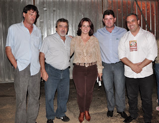 Assessor Fernando Enfermeiro, secretário de Ciência e Tecnologia, Luiz Ribeiro, vereadora Rize Silvério, de Guapimirim, prefeito Arlei e vereador Maurício Lopes, de Teresópolis