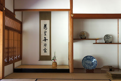 Positional relation and direction / Kamidana and Butsudan / Tokonoma Japanese traditional room