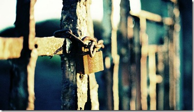 %5Bwallcoo_com%5D_LOMO_lomography_Schoolgate%20Lock