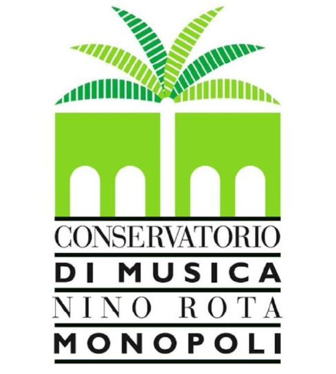 Fasano e Monopoli: flash mob di musicisti del Conservatorio di Monopoli nelle piazze