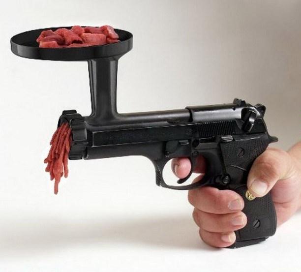 imagens, items, criatividade, design, arte criativa, design criativos, 24 items que faltam na sua casa, items que faltam para a sua casa ficar mais divertida, moedor de carne arma, eu adoro morar na internet