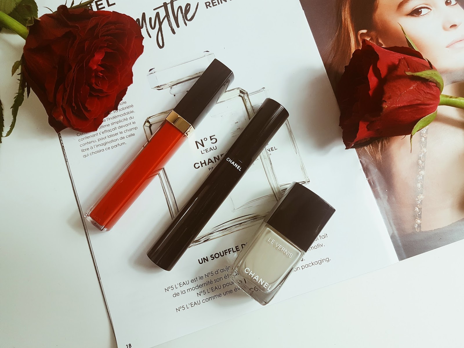 avis_maquillage_chanel_le_teint_ultra_volume_de_chanel_rouge_coco_gloss_event_passion_beaute_vedene_mama_syca_beaute