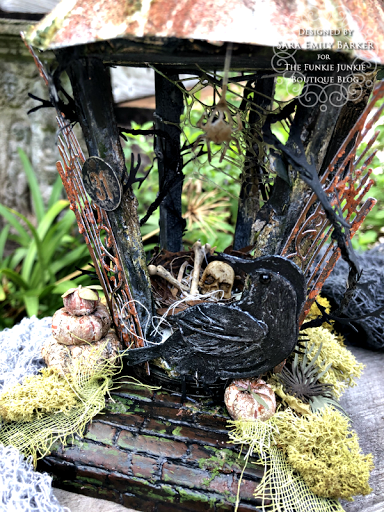 Sara Emily Barkerhttps://sarascloset1.blogspot.com/2020/09/an-altered-birdhouse-with-tim-holtz.html #timholtz #sizzix #chapter3 (1)