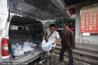 Beli Mobil dengan Uang Recehan