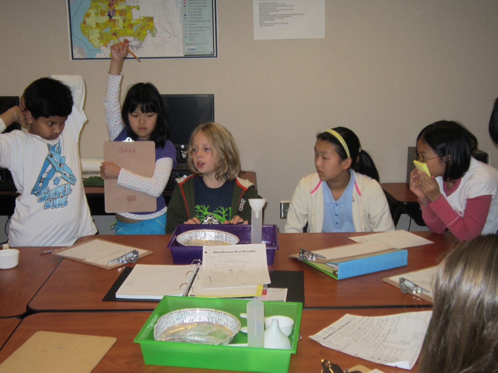 Sammy and Angela share their experiment with the Thursday class.