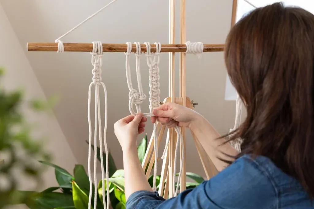 Macrame Craftsman