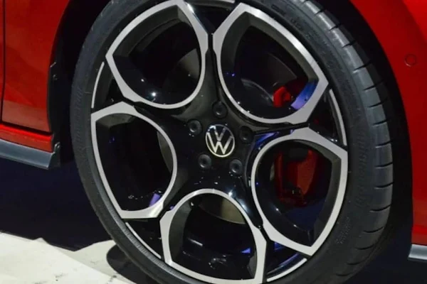 Novo VW Golf 2025 GTI - Rodas