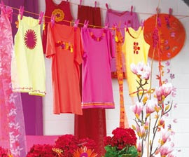 Spring Summer 2009 Flower Colour & Design Trends & Tea