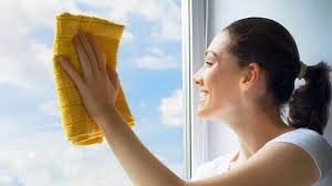 Cara Bersihkan Noda kaca dan shower