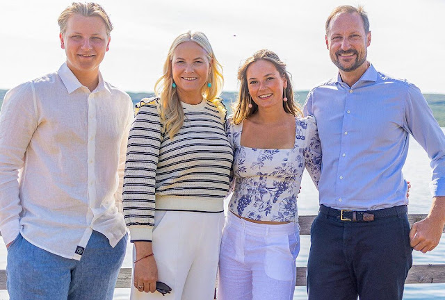 Crown Princess Mette-Marit wore a striped sweater by Me+Em. Princess Ingrid Alexandra wore a puff-sleeve top by Reformation