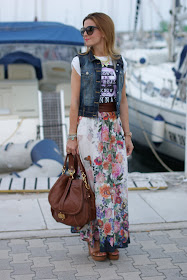 Bershka gilet jeans, floral maxi skirt, wedges, boho look, Fashion and Cookies